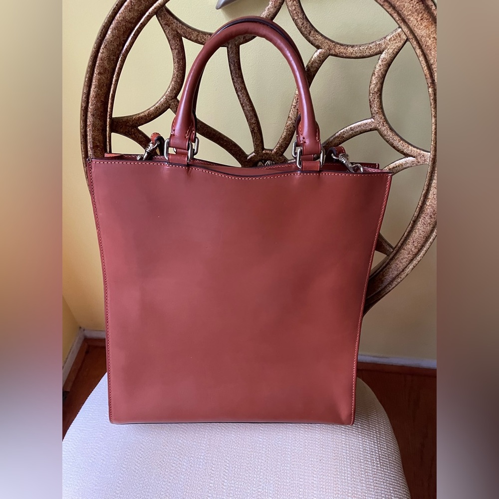 Dooney & Bourke Alto Tote - Picture 2 of 13
